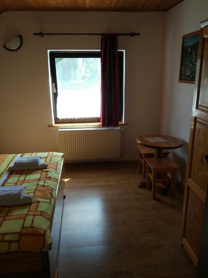 Apartment Jelena Seliste Dreznicko Eksteriør billede