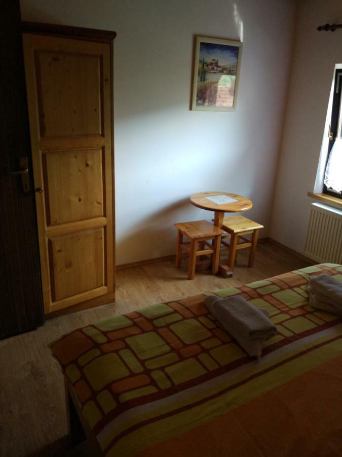 Apartment Jelena Seliste Dreznicko Eksteriør billede