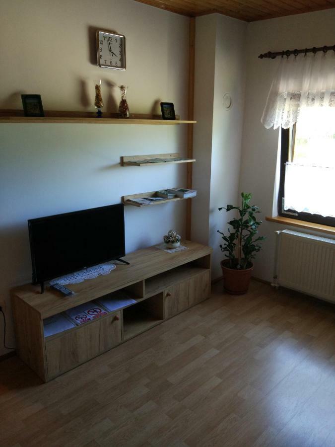 Apartment Jelena Seliste Dreznicko Eksteriør billede